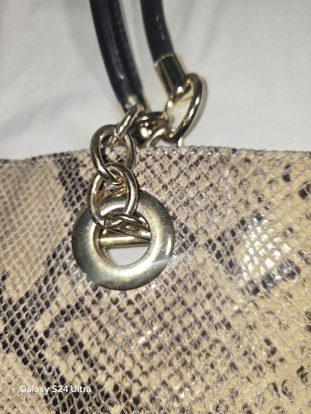 Vintage * Cynthia Rowley Snakeskin Tote * Purse * Leather Bag * Gold Trim - Picture 3 of 13